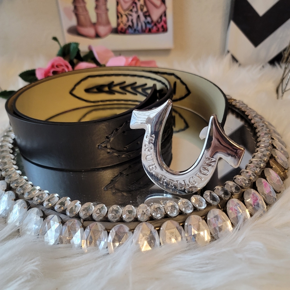 True Religion Women's Black Leather stilted Design Horseshoe Belt L/XL